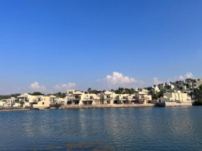 Luxury 1 bed villa with beach view